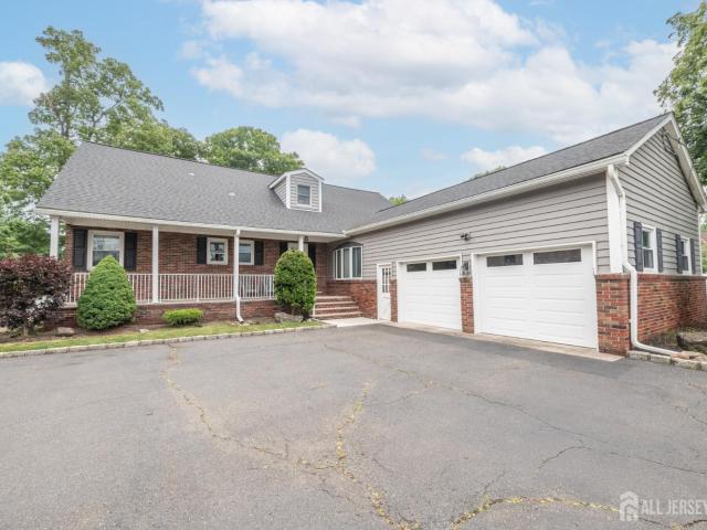House for sale in Edison, New Jersey