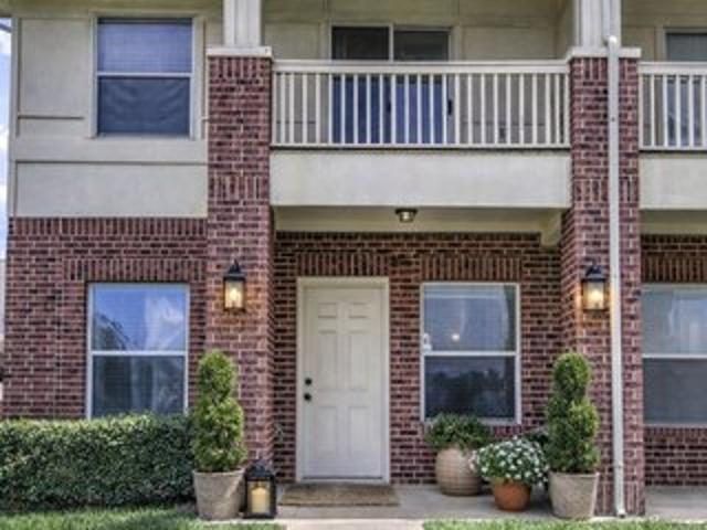 Condo for sale in Missouri City, Texas