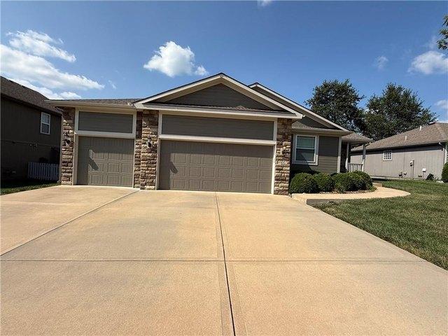 House for sale in Blue Springs, Missouri
