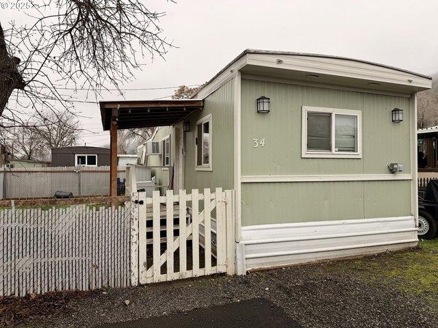 House for sale in Oregonia