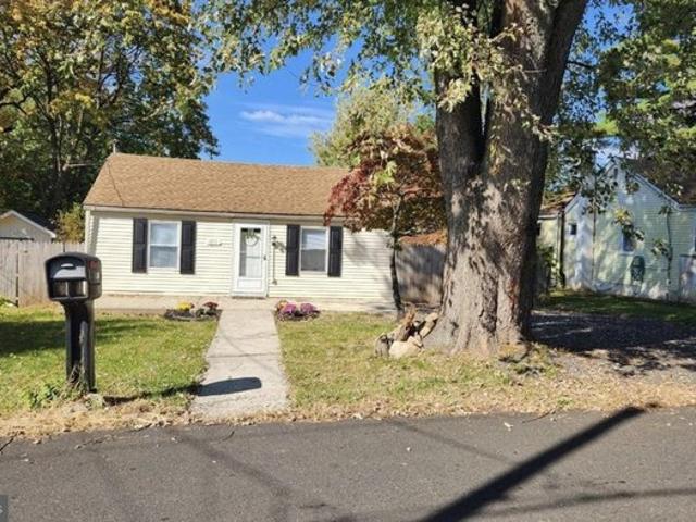 House for sale in Feasterville-Trevose, Lower Southampton Township