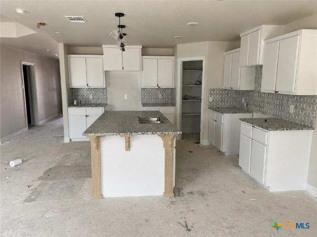 House for sale in Temple Bar Marina, Texas