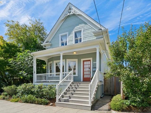 House for sale in Oregonia