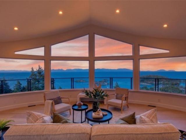 House for sale in Hammond Bay, Nanaimo
