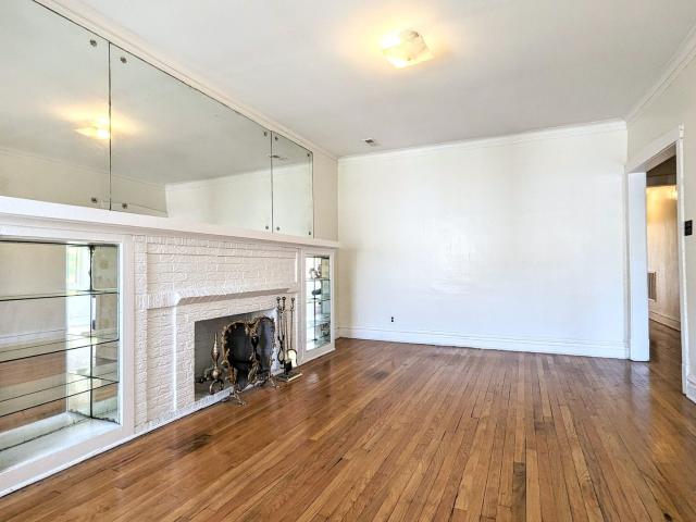 House for sale in Chicago Park, Illinois