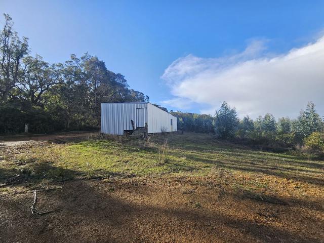 Cottage for sale in Hazelvale