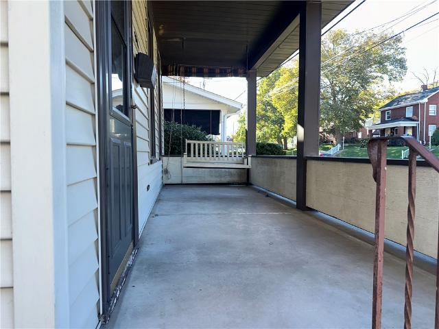 House for sale in Downtown, Beaver