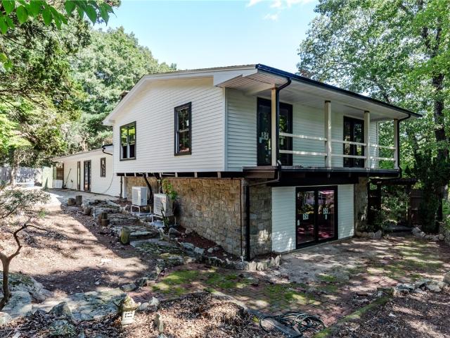 House for sale in Lincoln, Providence County