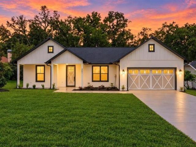 House for sale in Lady Lake, Lake County