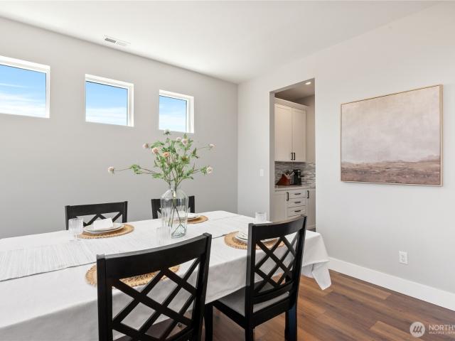 House for sale in Grapeview