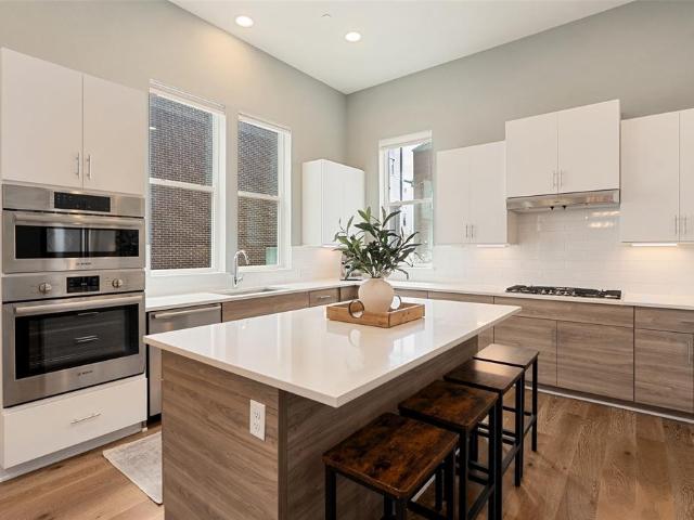 Townhouse for sale in Dallas, Texas