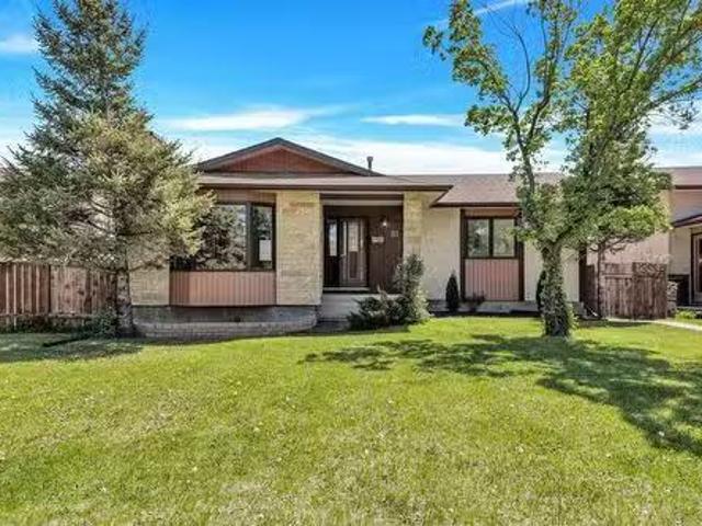 House for sale in East St. Paul, Manitoba