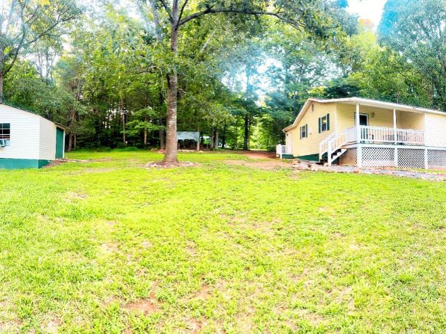 House for sale in Pittsville