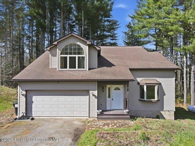 House for sale in Lake Ariel, Pennsylvania