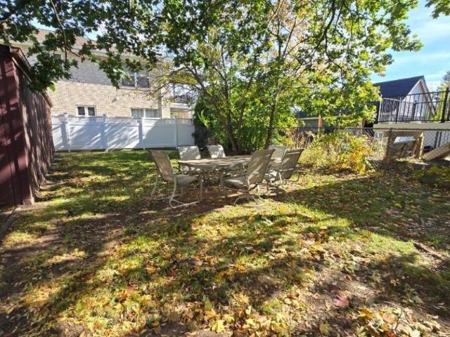 House for sale in Elmwood Park, New Jersey