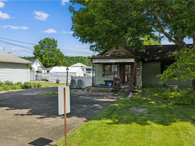 House for sale in Beaver, Pennsylvania
