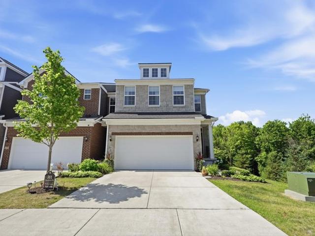 Condo for sale in Rochester Hills, Michigan