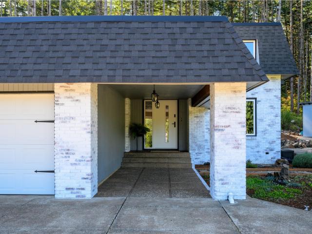 House for sale in Oregonia