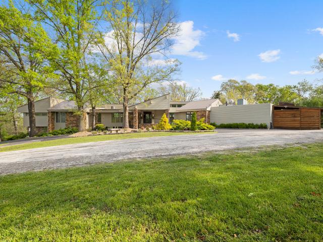 Commercial for sale in Nixa, Missouri