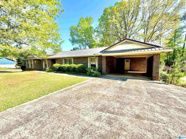 House for sale in Anniston, Alabama