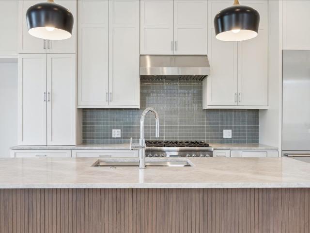 Condo for sale in Chicago Park, Illinois
