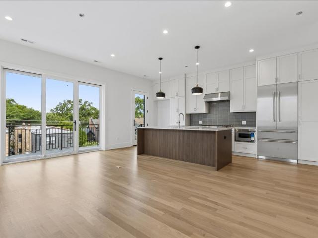 Condo for sale in Chicago Park, Illinois