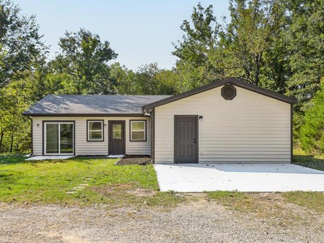 House for sale in Bolivar, Missouri