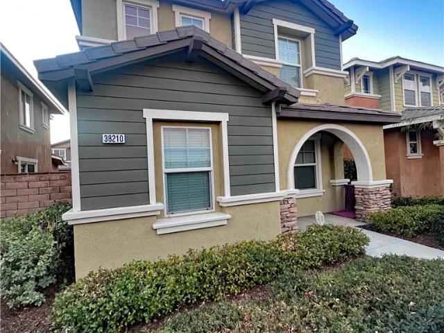Condo for sale in Palmdale