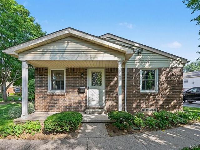 Condo for sale in Westland, Michigan