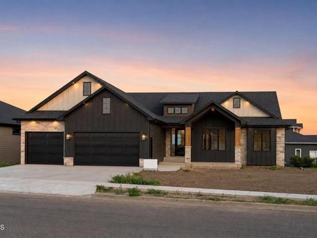 House for sale in Bismarck, North Dakota