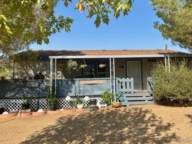 House for sale in Golden Valley