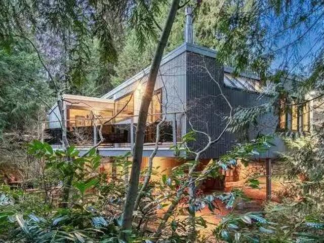 House for sale in Lynn Valley, Metro Vancouver Regional District