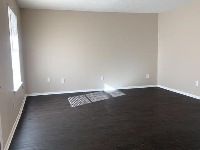 Apartment for rent in Fruitdale, Dallas