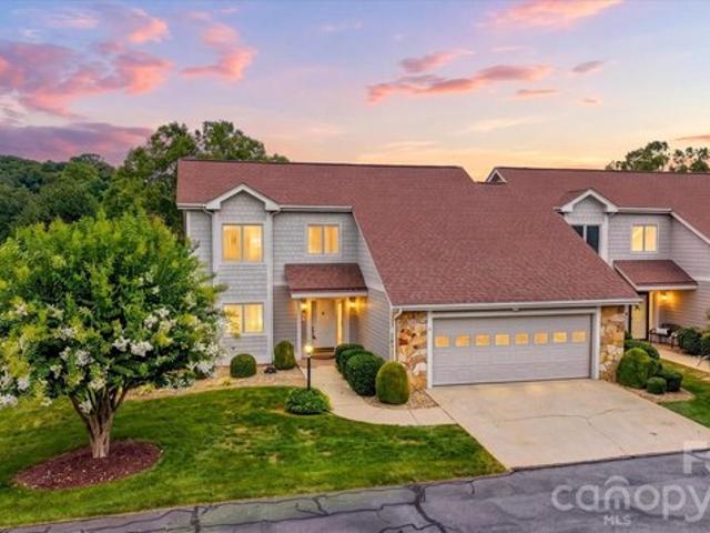 Townhouse for sale in Catawba, North Carolina