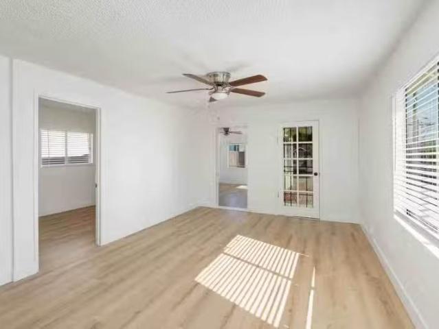 House for rent in Inglewood, Lennox