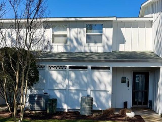 Condo for sale in Delaware