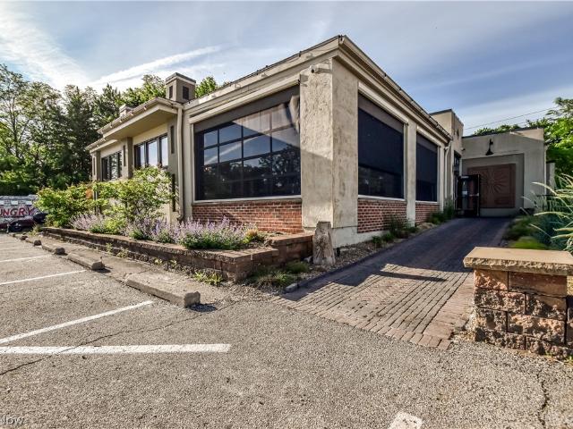 Commercial for sale in Willoughby, Lake County