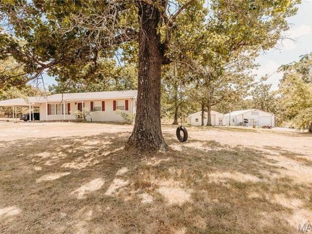 House for sale in Dixon, Missouri