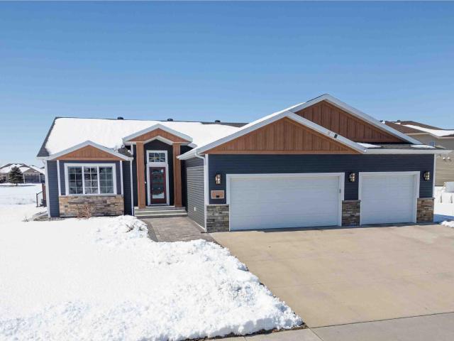 House for sale in Moorhead, Minnesota