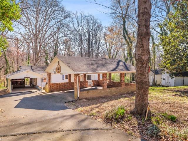 House for sale in Belews Creek, North Carolina
