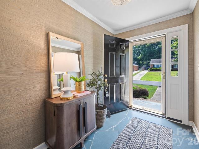 House for sale in Mecklenburg, North Carolina