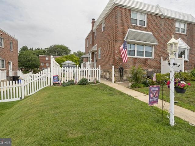 Townhouse for sale in Philadelphia, Pennsylvania