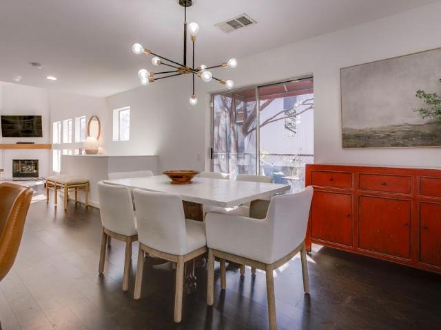Townhouse for sale in Dallas, Texas