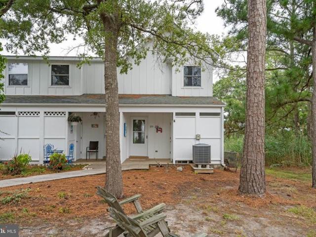 Condo for sale in Delaware