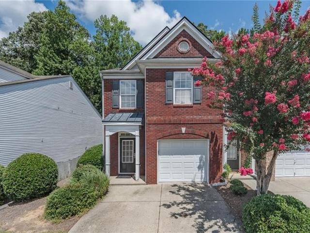Townhouse for sale in Duluth, Georgia