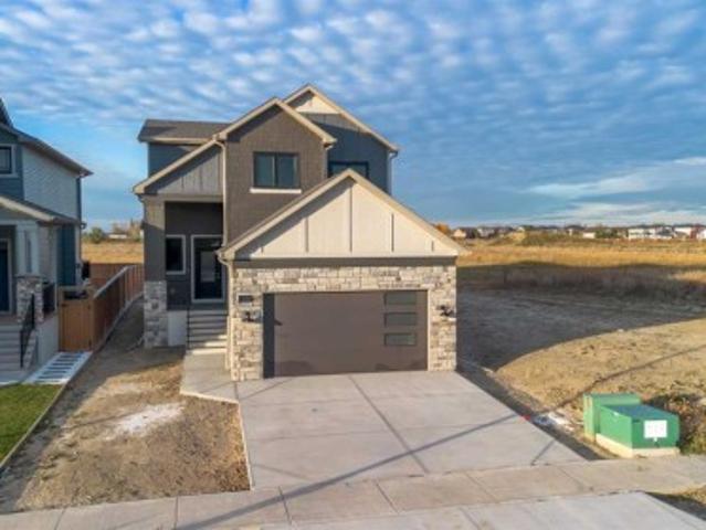 House for sale in The Canyons, Lethbridge