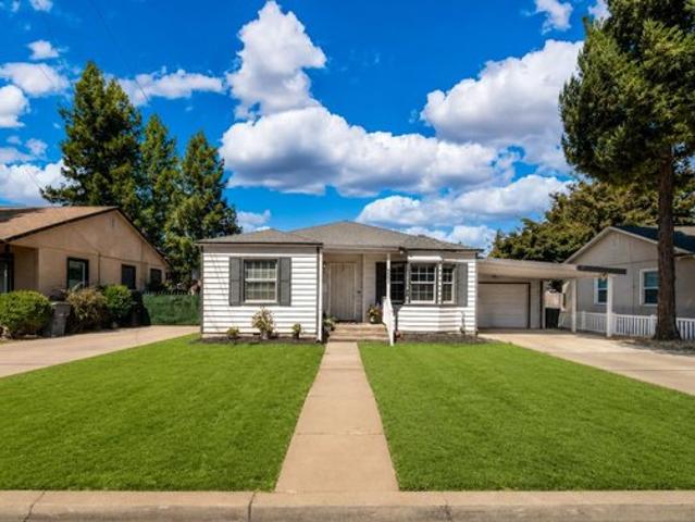House for sale in Oakdale, California