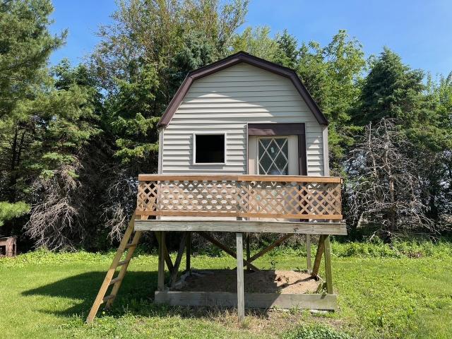 House for sale in Walnut, Illinois