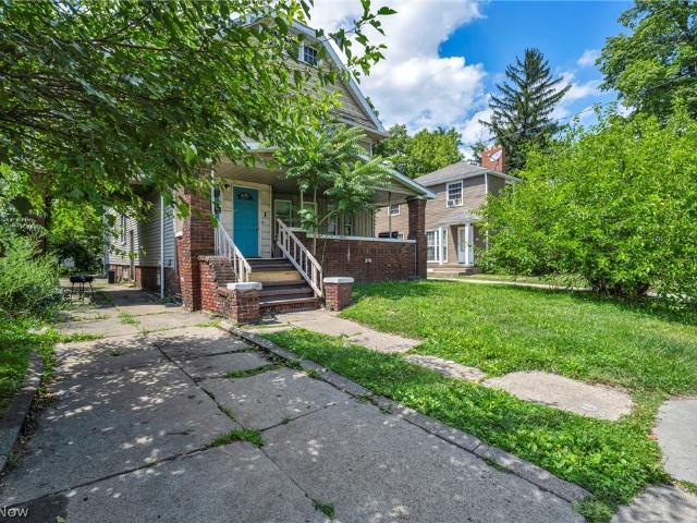 House for sale in Summit, Ohio