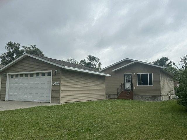 House for sale in Huron, Beadle County
